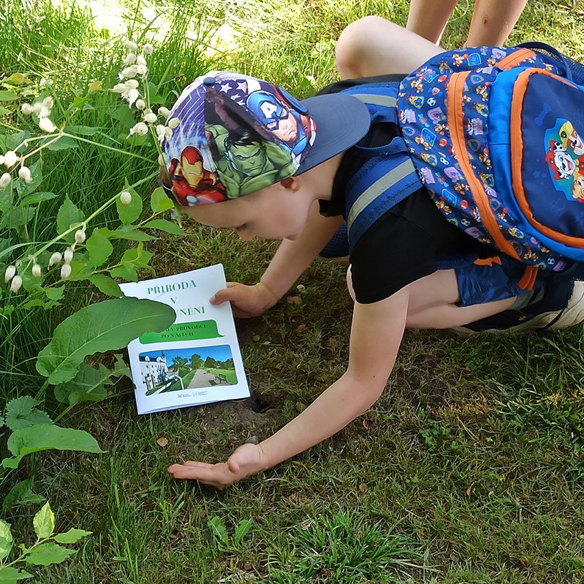 Zubříkův klub, program Život pod lupou